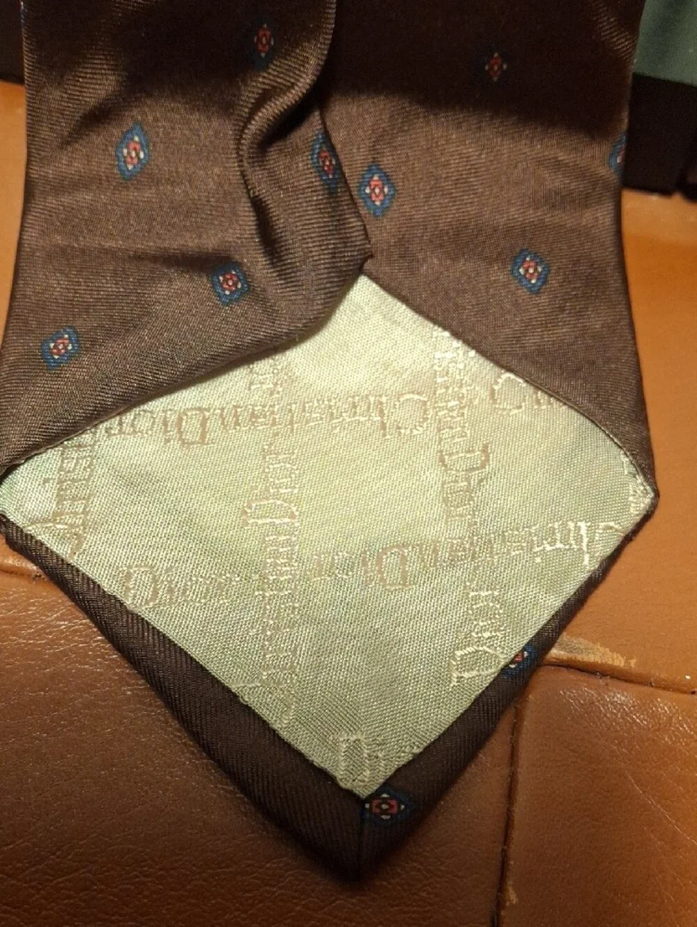 Tie (Not in subcategory)